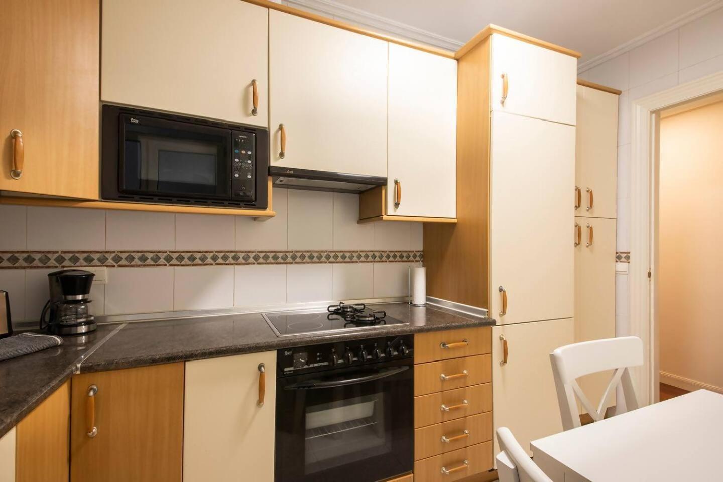 Apartamento En El Corazon De La Ciudad Con Parking San Sebastian Exterior photo
