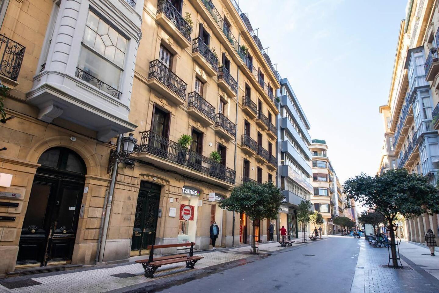 Apartamento En El Corazon De La Ciudad Con Parking San Sebastian Exterior photo